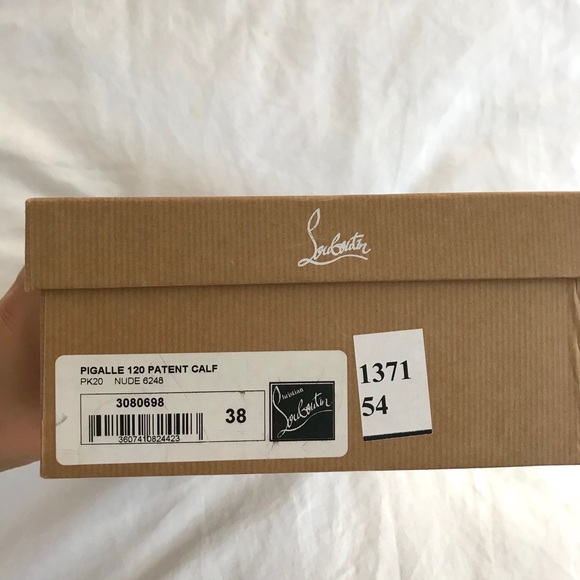 Christian Louboutin Nude Pigalle Stilettos - Picture 6 of 8